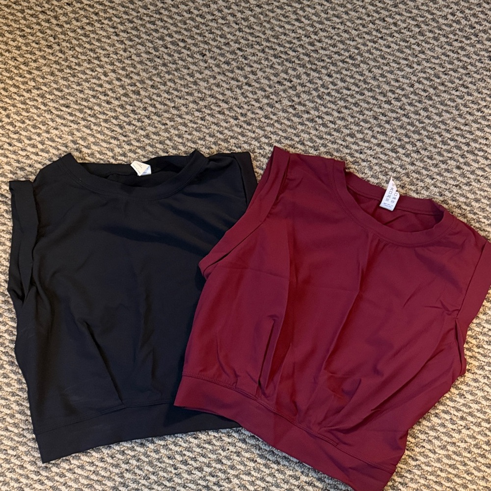 HALARA Black & Burgundy Muscle Tee Crop Tops